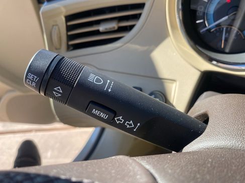 Used 2012 Buick LaCrosse Premium w/ Driver Confidence Package image 31