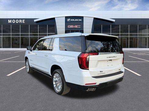 New 2026 GMC Yukon XL Denali w/ Sun & Power Step Package AWD/4WD image 5