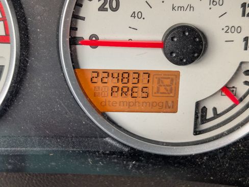 Used 2011 Nissan Xterra PRO-4X AWD/4WD image 15