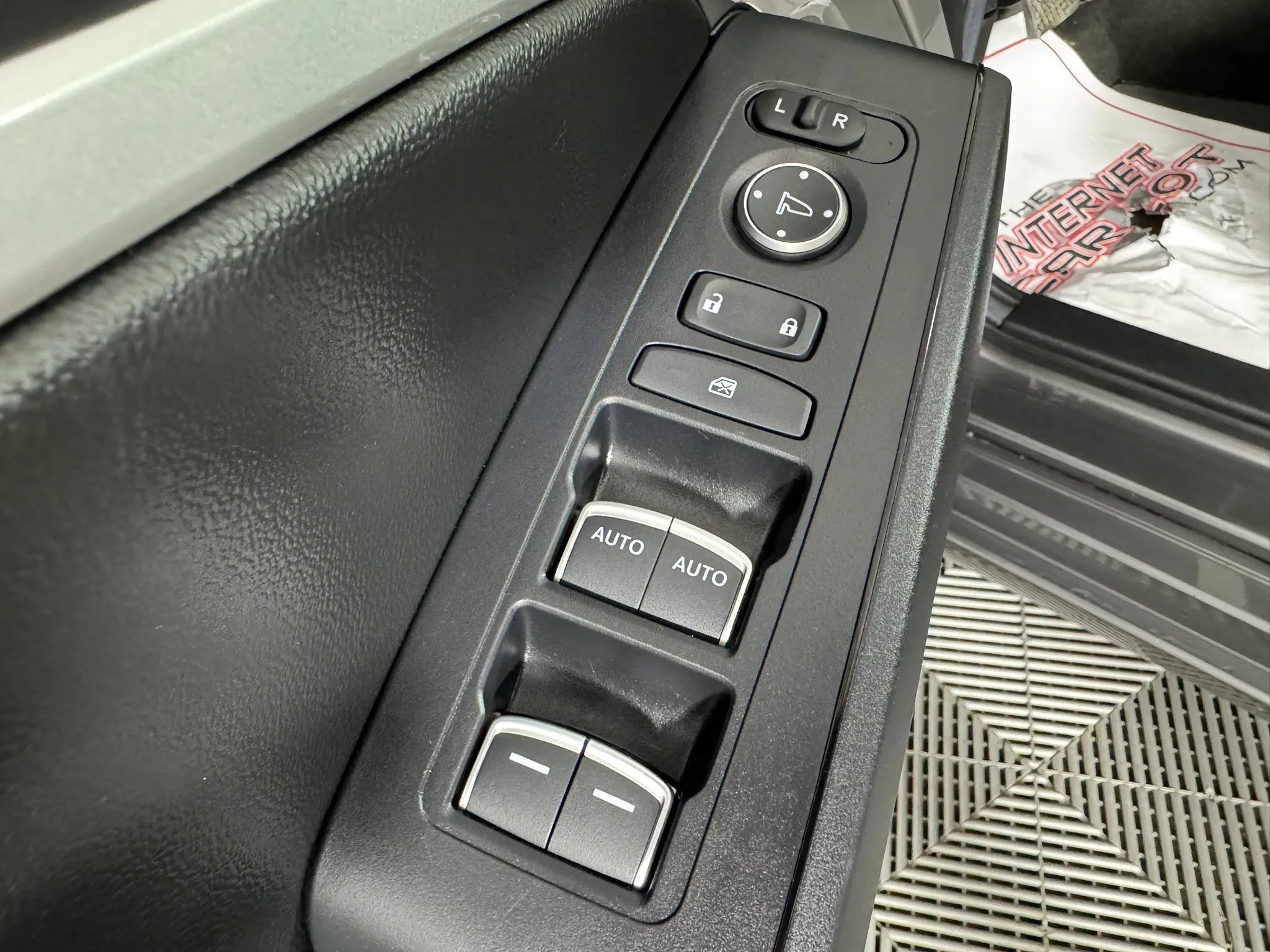 Used 2025 Acura Integra FWD image 39