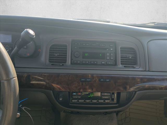 Used 2010 Mercury Grand Marquis LS RWD image 12
