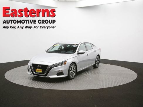 Used 2022 Nissan Altima 2.5 SV image 54