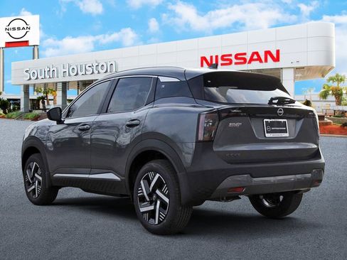 New 2026 Nissan Kicks SV w/ SV Premium Package image 3