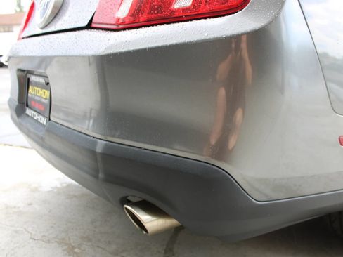 Used 2010 Ford Mustang GT RWD image 31