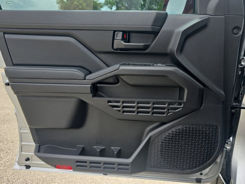 Used 2026 Toyota Tacoma SR RWD image 26