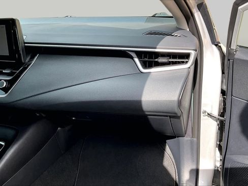 Used 2026 Toyota Corolla LE FWD image 19
