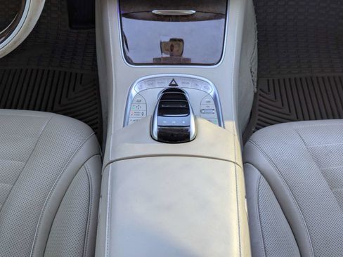 Used 2015 Mercedes-Benz S 550 Sedan image 15