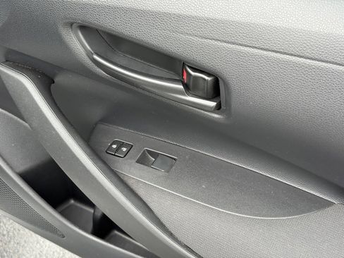 Certified 2024 Toyota Corolla LE image 38
