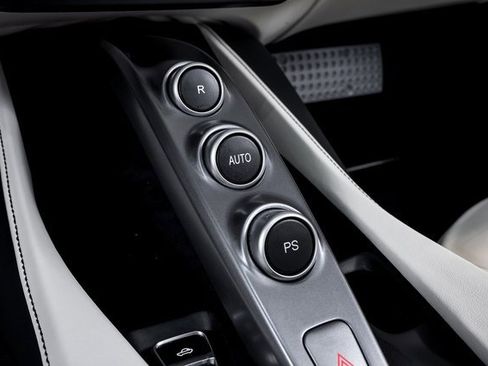 Certified 2019 Ferrari Portofino image 51