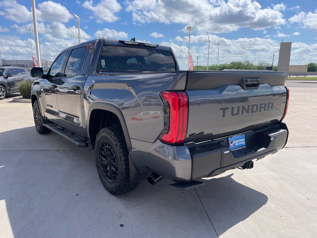 Used 2025 Toyota Tundra SR5 AWD/4WD image 5
