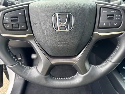 Certified 2024 Honda Ridgeline Sport image 7