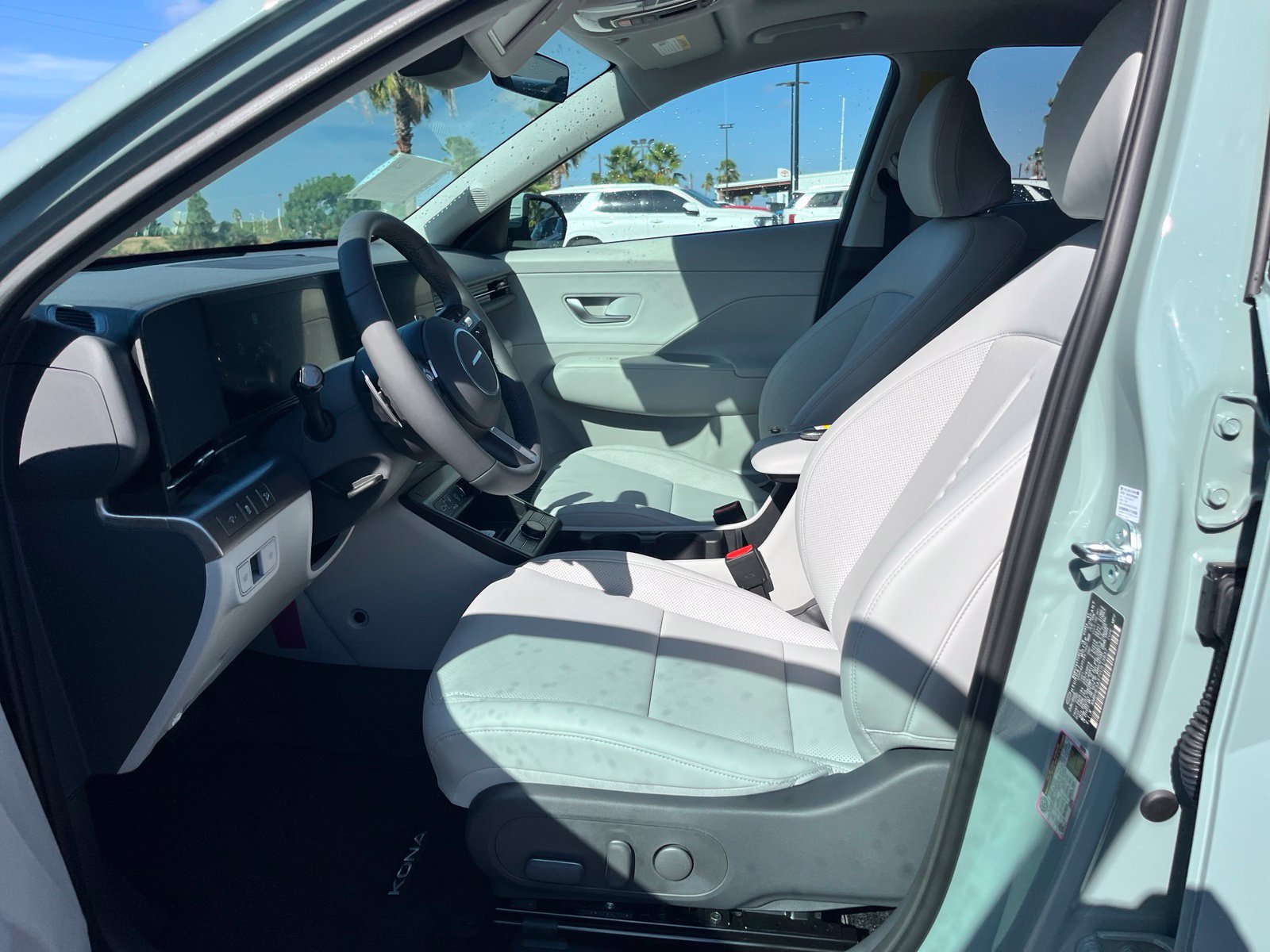 New 2027 Hyundai Kona Limited FWD image 14