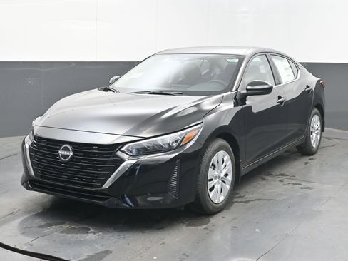 New 2025 Nissan Sentra S image 3