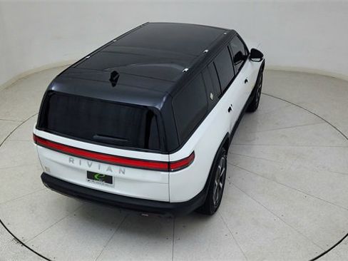Used 2024 Rivian R1S Adventure image 83