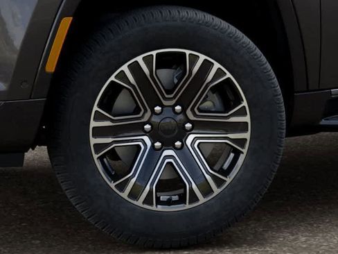 New 2026 Jeep Grand Wagoneer 4WD image 82