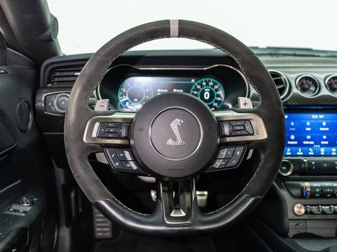 Used 2022 Ford Mustang Shelby GT500 w/ Carbon Fiber Track Pack image 92
