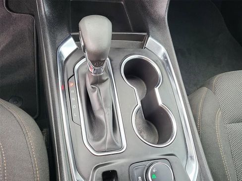 Certified 2021 Chevrolet Traverse LS FWD image 8