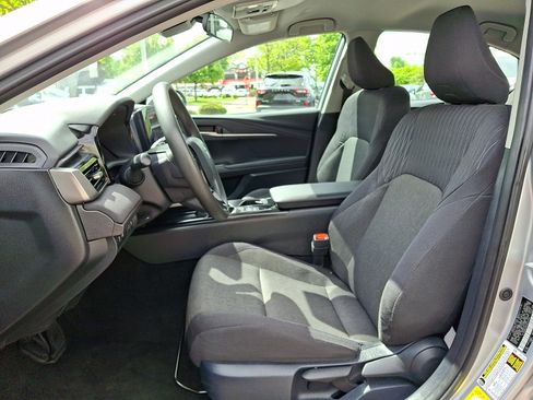 Certified 2025 Toyota Camry LE FWD image 13