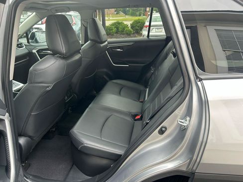 Used 2023 Toyota RAV4 Limited AWD/4WD image 28