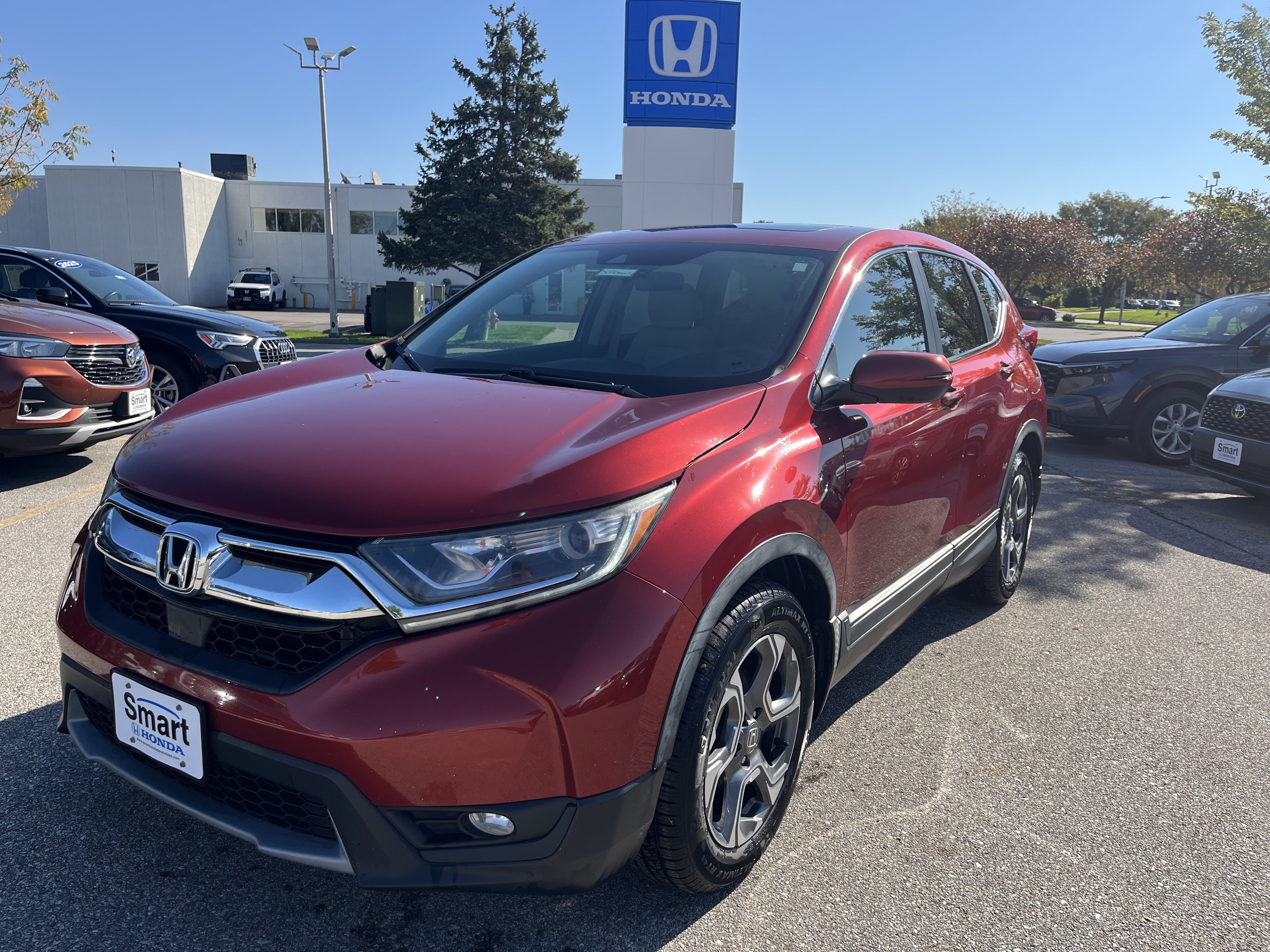 Used 2018 Honda CR-V EX image 1