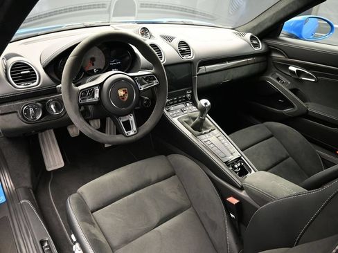 Used 2024 Porsche 718 Cayman GTS RWD image 6