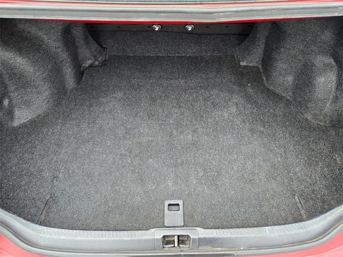 Used 2014 Toyota Camry L image 6