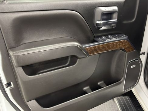 Used 2018 GMC Sierra 1500 Denali AWD/4WD image 13