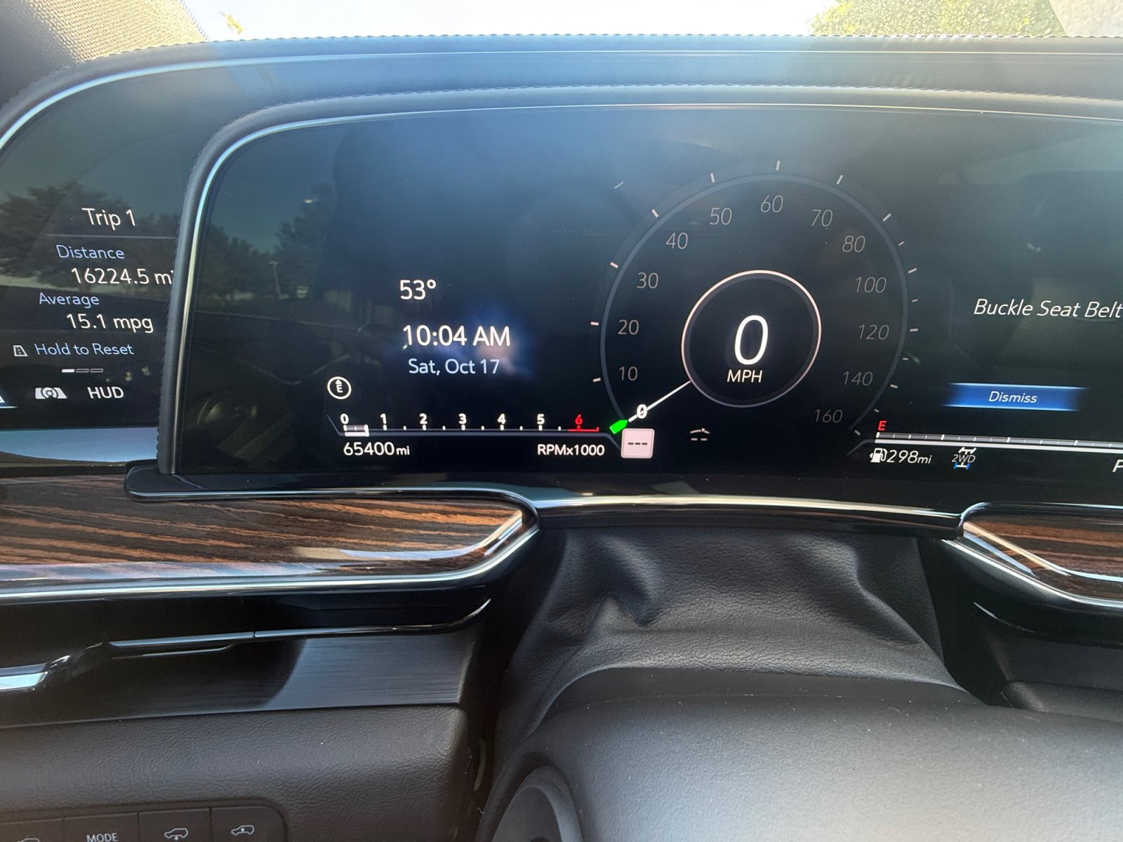 Used 2021 Cadillac Escalade Premium Luxury w/ Driver Assist Tech Package AWD/4WD image 21