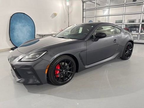 Used 2025 Toyota GR86 Premium w/ Performance Package RWD image 4