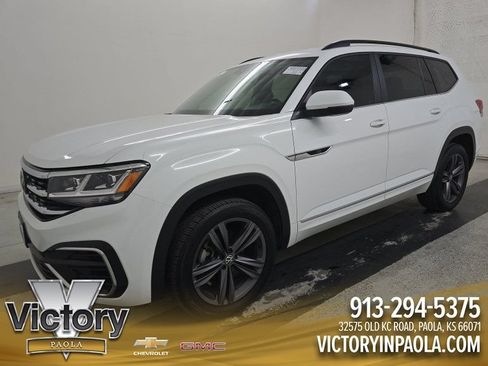 Used 2021 Volkswagen Atlas SE FWD image 1
