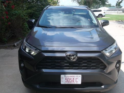 Used 2025 Toyota RAV4 XLE Premium w/ Weather Package AWD/4WD image 4