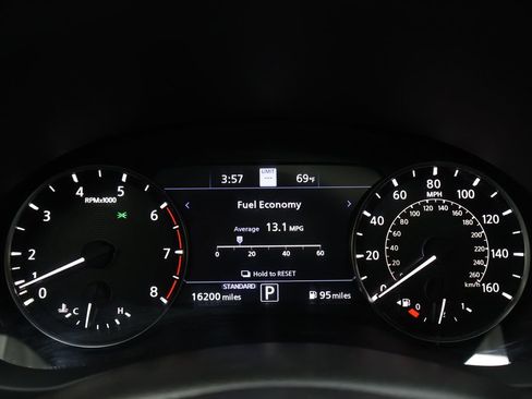 Used 2022 INFINITI QX50 Essential AWD/4WD image 22