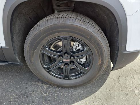 Certified 2023 GMC Acadia AT4 w/ Technology Package image 7