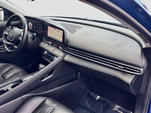 Used 2021 Hyundai Elantra Limited FWD image 29