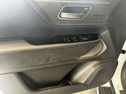 New 2026 INFINITI QX80 4WD image 15