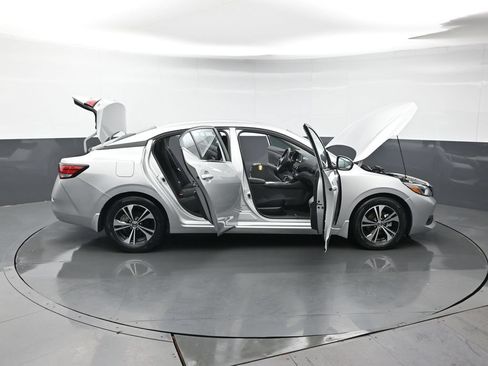Used 2023 Nissan Sentra SV FWD image 45