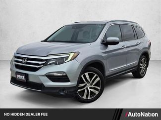 Used 2018 Honda Pilot Touring video 1