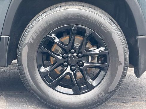 Used 2019 Chevrolet Traverse LT AWD/4WD image 12