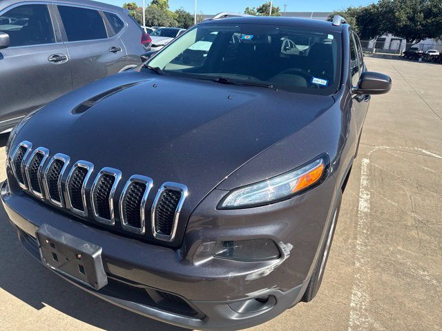 Used 2015 Jeep Cherokee Latitude AWD/4WD image 1