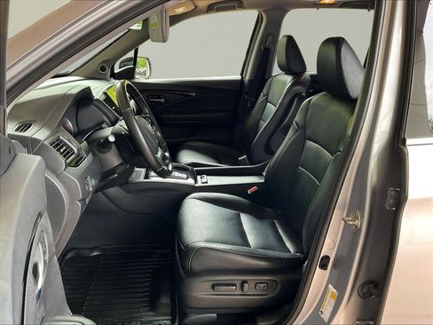 Used 2019 Honda Pilot Elite image 21