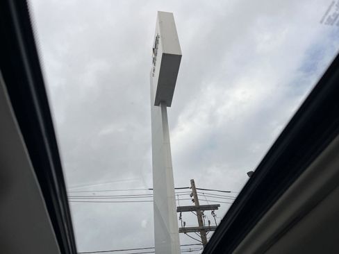 Certified 2024 INFINITI QX80 Luxe w/ Cargo Package image 23