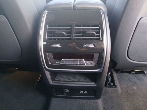 New 2026 BMW X5 xDrive50e image 14