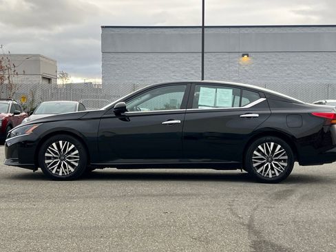 Certified 2024 Nissan Altima 2.5 SV image 7