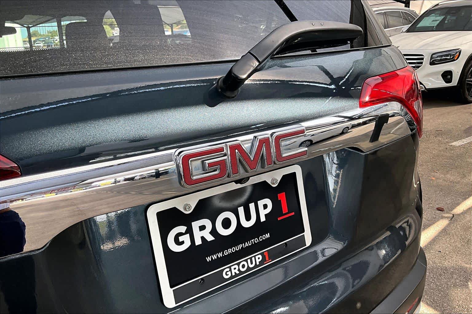 Used 2019 GMC Acadia SLE FWD image 31