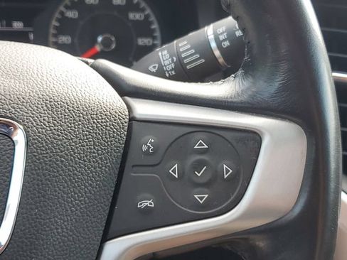 Certified 2019 GMC Acadia SLE FWD image 23