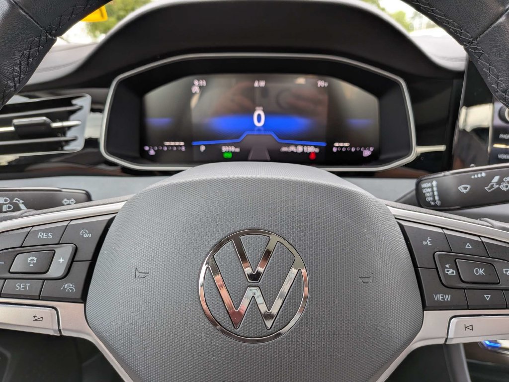 Certified 2026 Volkswagen Jetta SE FWD image 30