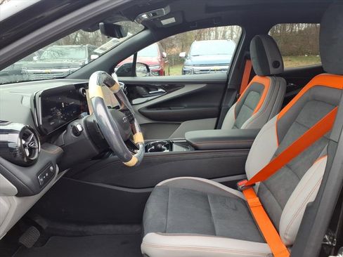 New 2026 Chevrolet Blazer EV SS image 9