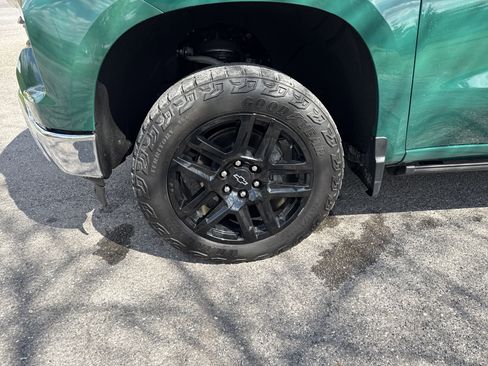 Used 2024 Chevrolet Silverado 1500 LT image 21