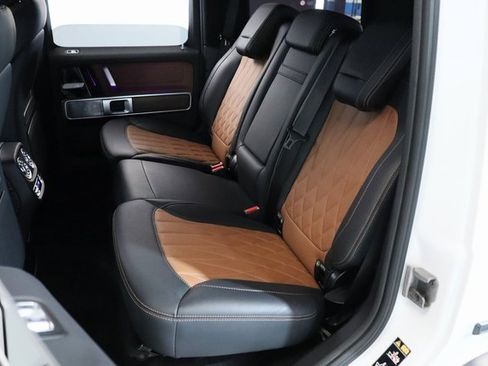 Used 2022 Mercedes-Benz G 550 image 16