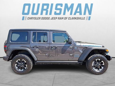 Used 2025 Jeep Wrangler Unlimited Rubicon 4xe w/ Safety Group AWD/4WD image 7